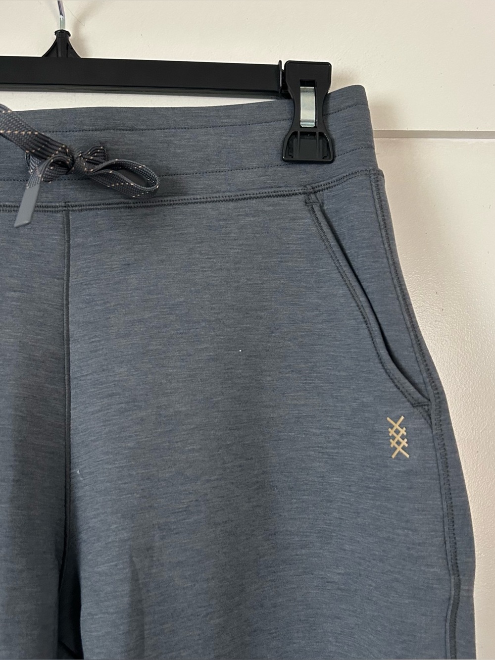 Rhone DreamGlow® Full Zip Hoodie and DreamGlow® Jogger Size Extra Small - Picture 8 of 14